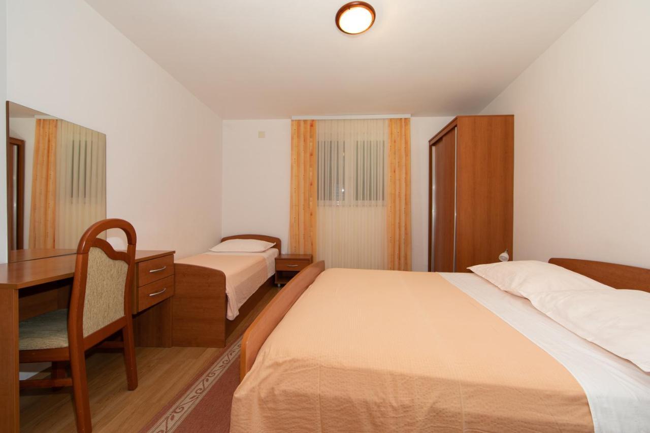 Apartmani Biser Tucepi Ngoại thất bức ảnh