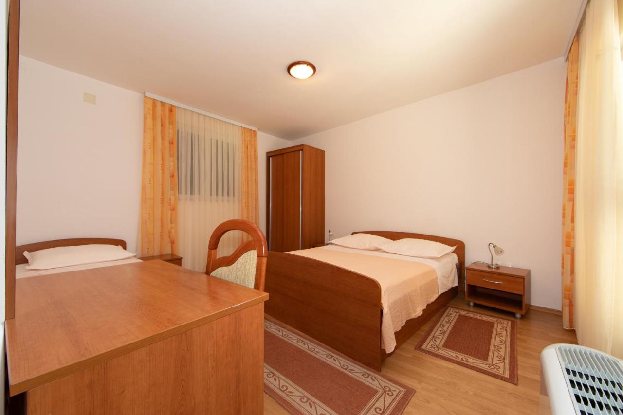 Apartmani Biser Tucepi Ngoại thất bức ảnh