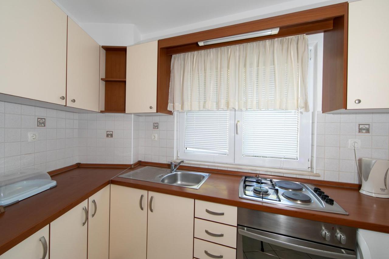 Apartmani Biser Tucepi Ngoại thất bức ảnh