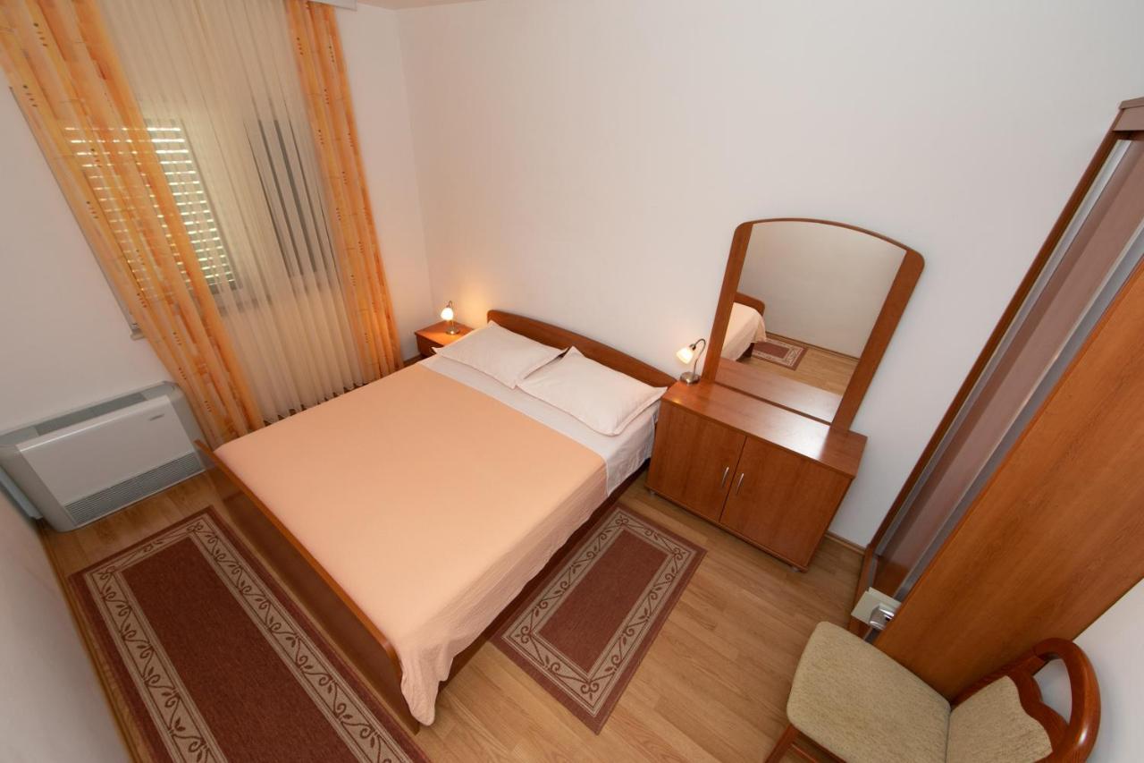Apartmani Biser Tucepi Ngoại thất bức ảnh
