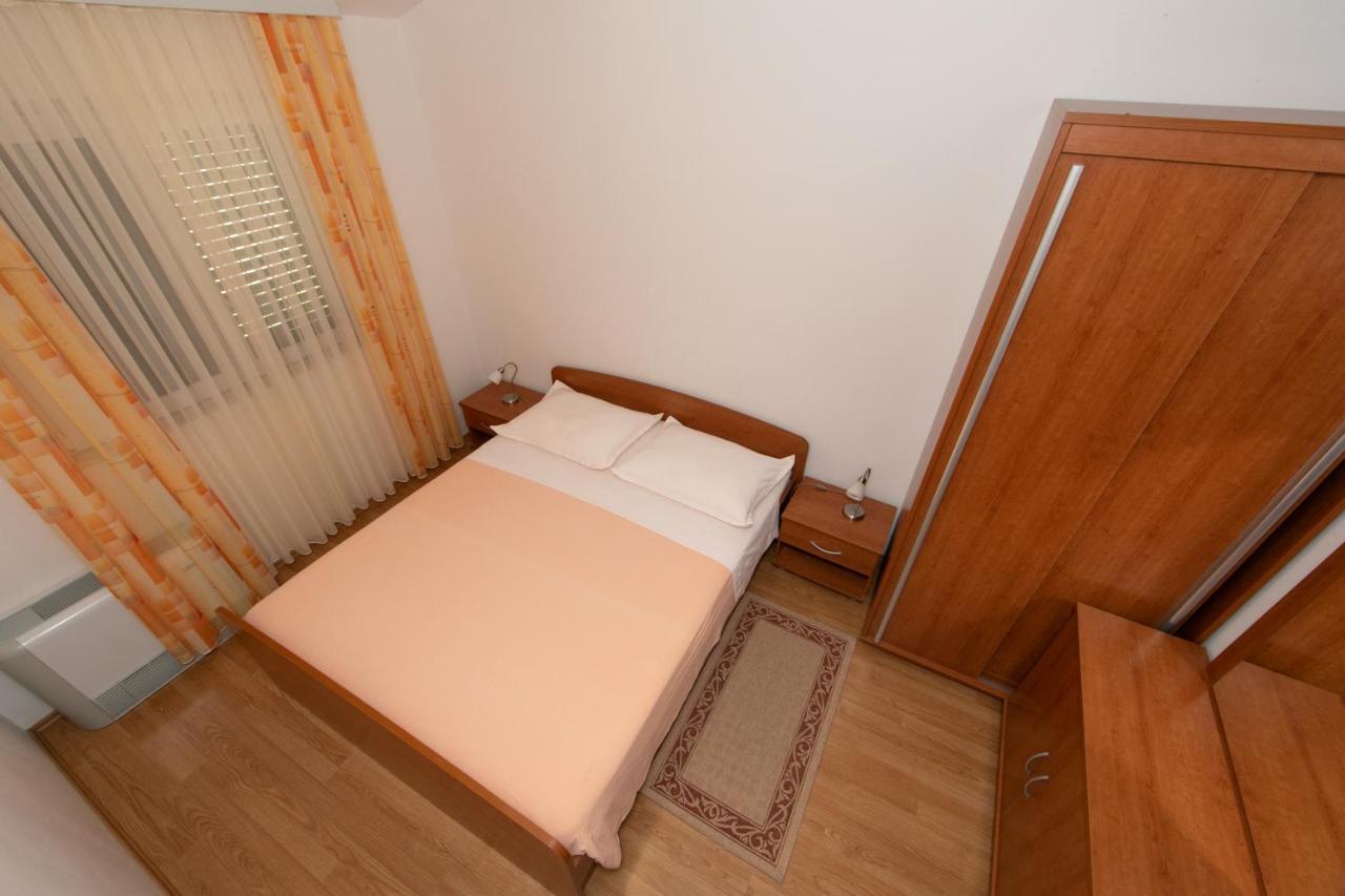 Apartmani Biser Tucepi Ngoại thất bức ảnh