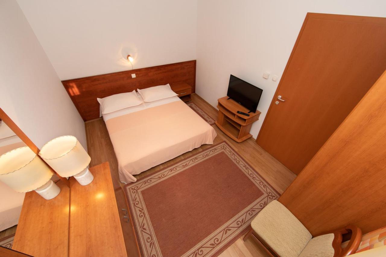 Apartmani Biser Tucepi Ngoại thất bức ảnh