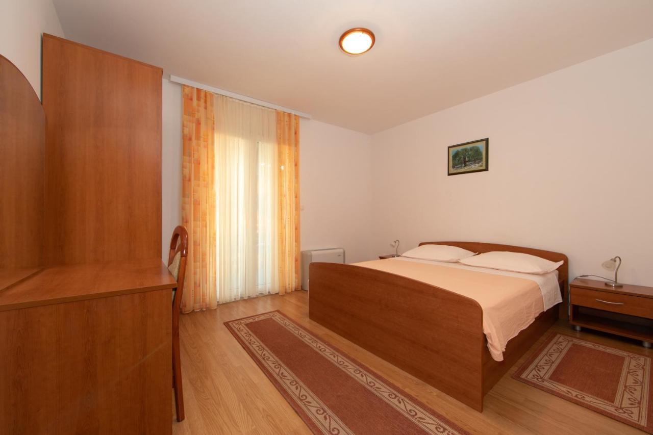 Apartmani Biser Tucepi Ngoại thất bức ảnh