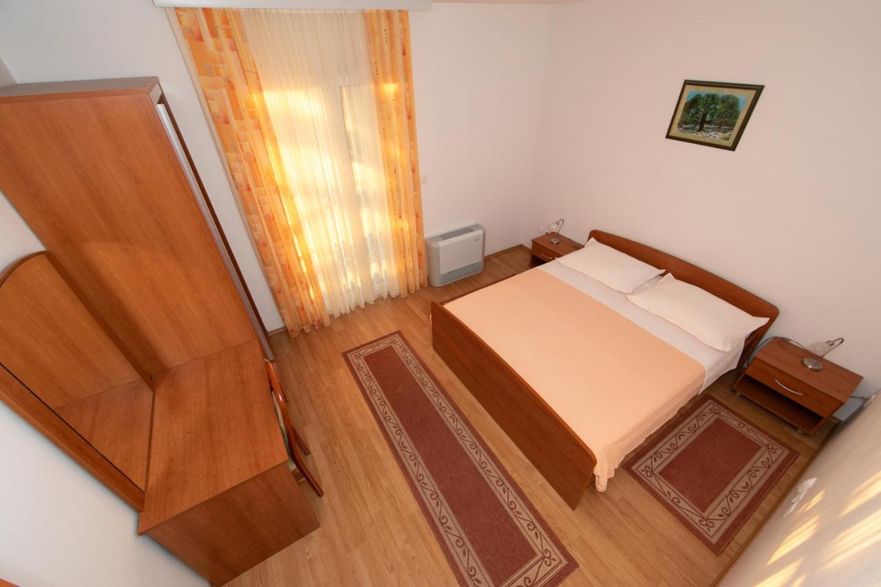 Apartmani Biser Tucepi Ngoại thất bức ảnh